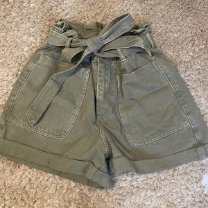 Women’s cargo shorts